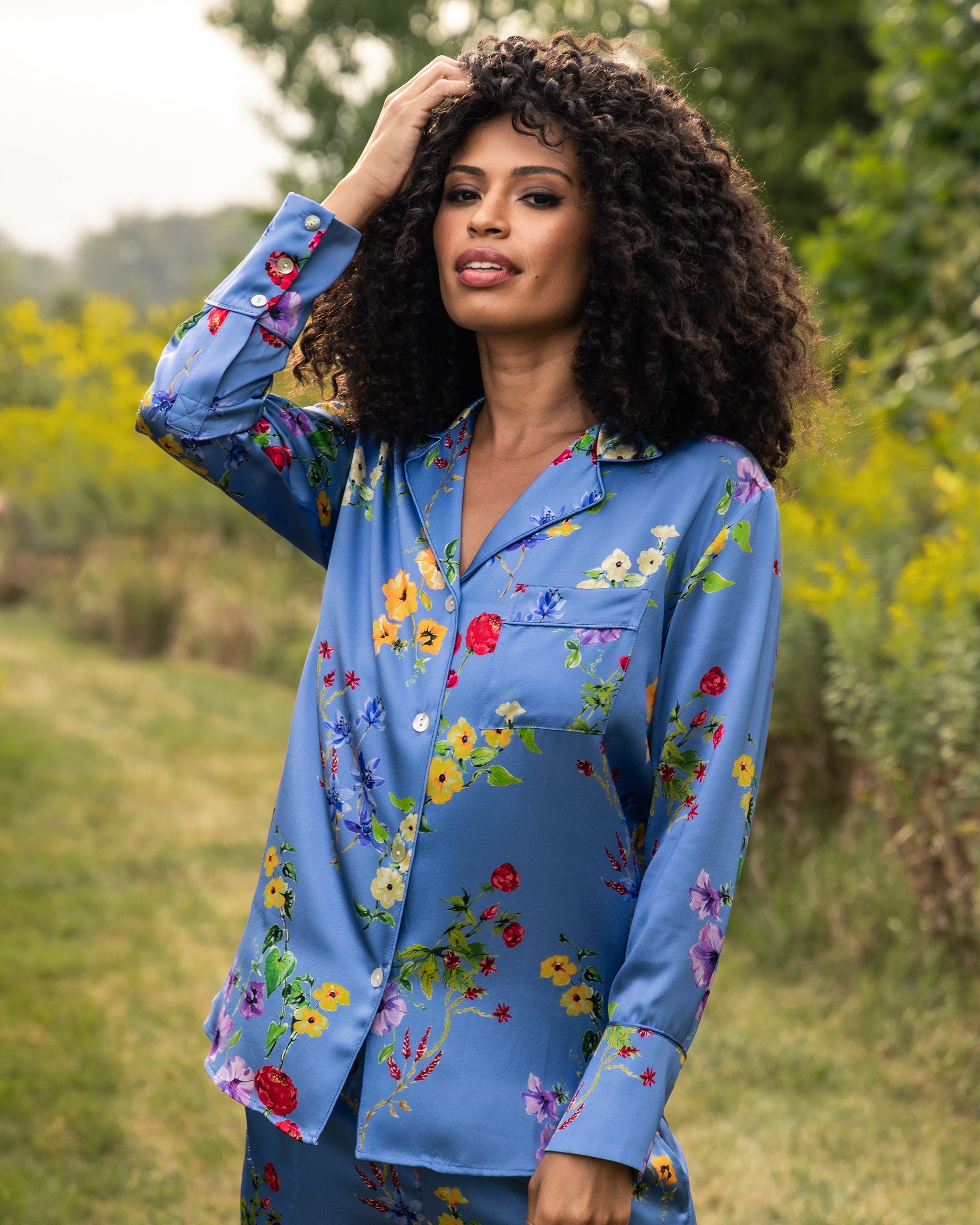 Women's Silk Pajama Set in Brilliant Botanical Azure