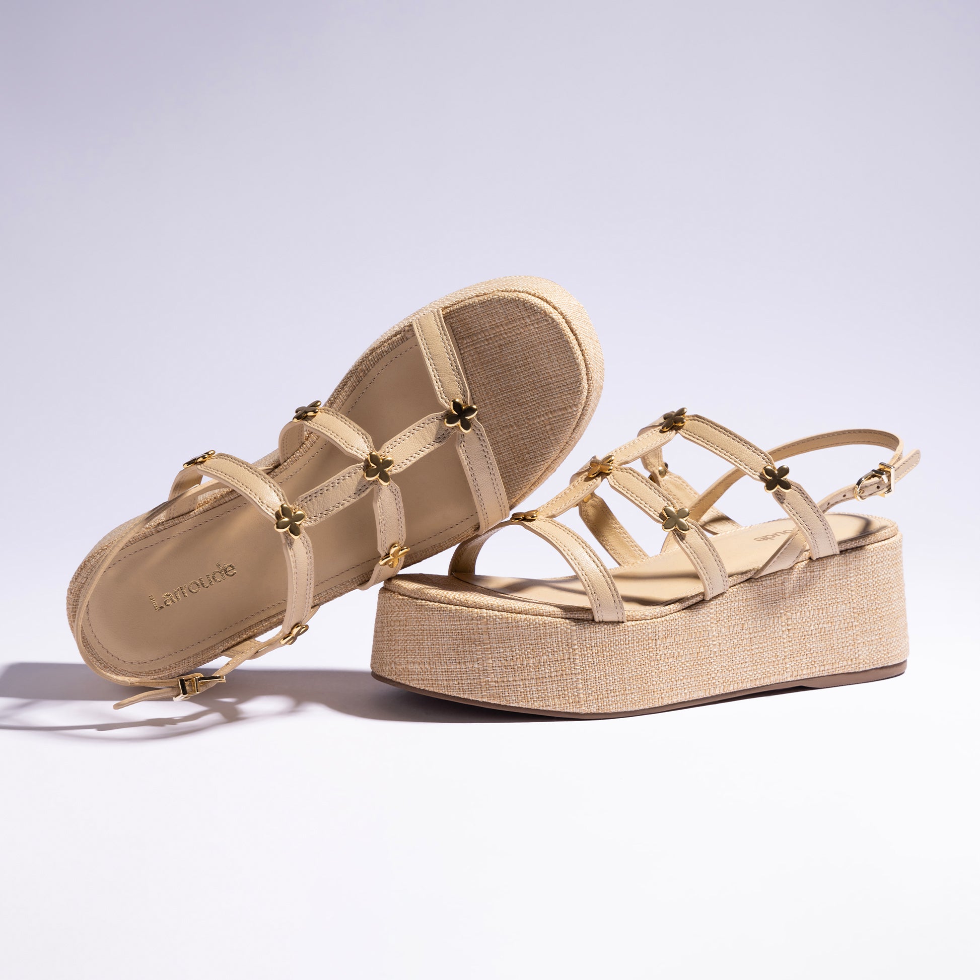 Harmony Flatform Sandal In Beige Raffia