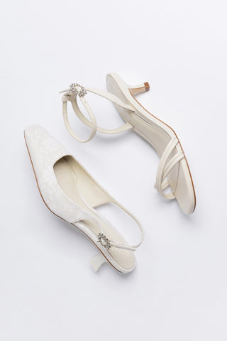 Larroudé x Markarian: Amal Pump White Lace Pump Larroudé x Markarian