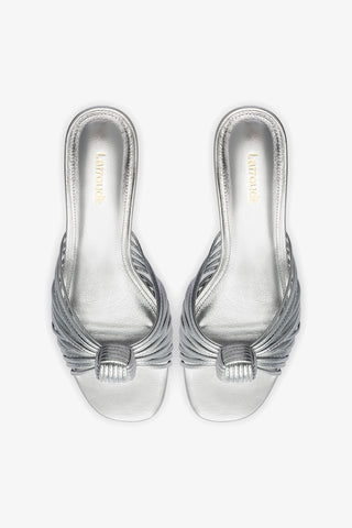 Valerie Mule In Silver Metallic Leather Sandal Larroudé