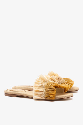 Ivy Fringe Flat In Beige Raffia