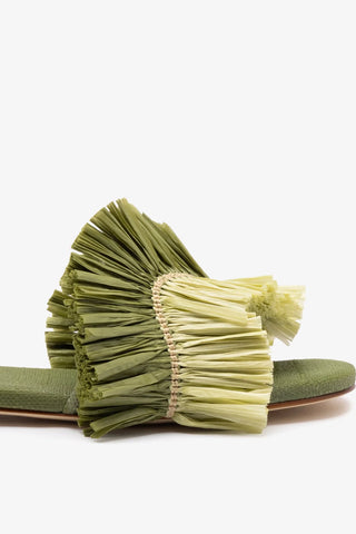 Ivy Fringe Flat In Seaweed Raffia