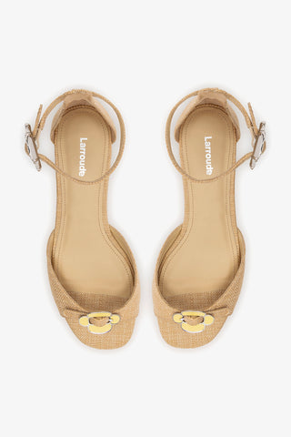 Tinx Flat Ankle Sandal In Beige Raffia
