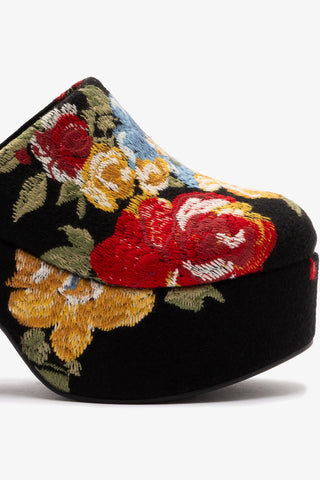 Larroudé x Markarian Miso Clog In Floral Embroidery Black Fabric