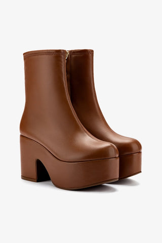 Miso Platform Boot In Caramel Stretch Leather