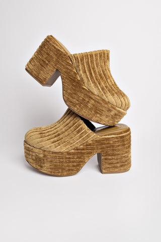 Miso Platform Clog In Latte Velvet