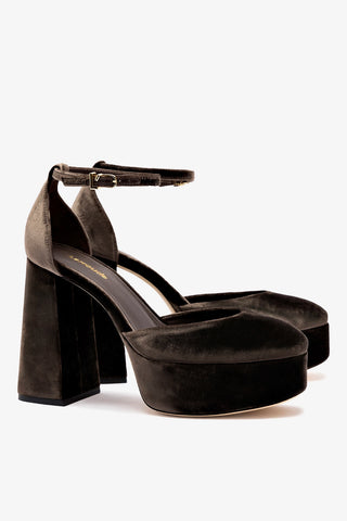 Ari Pump In Expresso Velvet