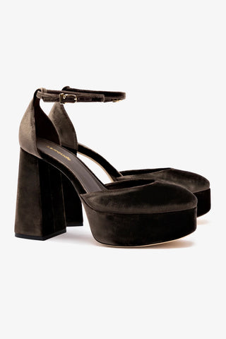 Ari Pump In Expresso Velvet