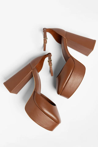 Ari Platform Pump Caramel Leather Pump Larroudé