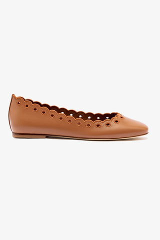 Meghan Broderie Flat In Caramel Leather