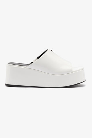 Charli Box Mule In White Leather Sandal Larroudé