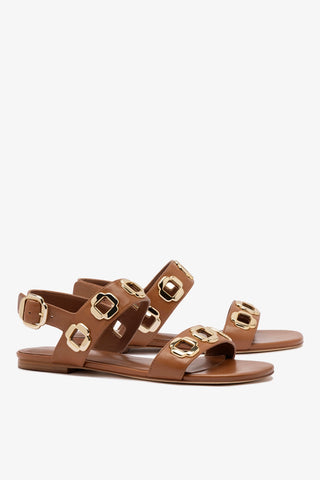 Sandalia plana Milan en piel color caramelo