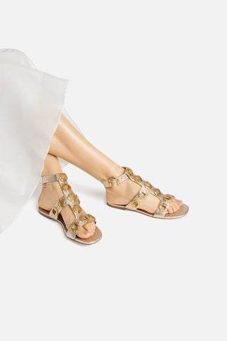 Milan Gladiator Flat In Platina Metallic Leather Flat - Sandal Larroudé