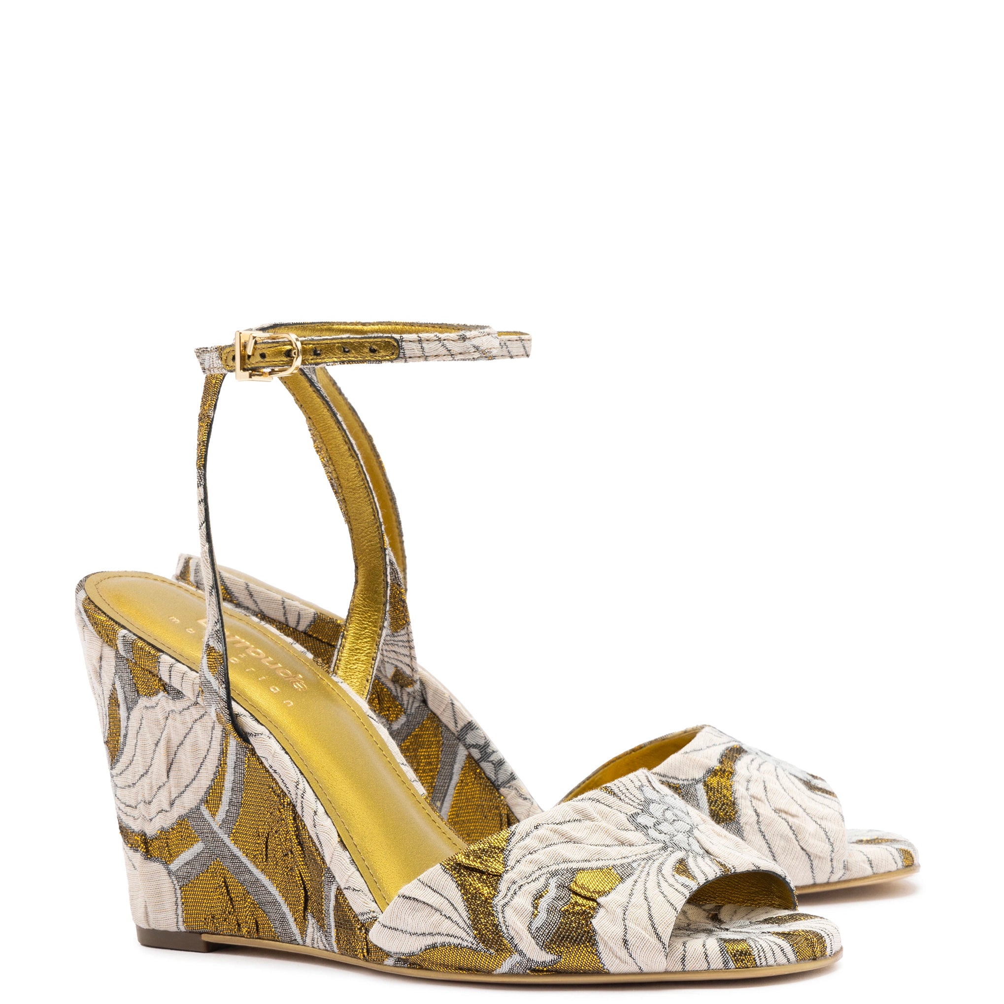 Larroudé x Markarian Wedge In Gold Floral Dutel