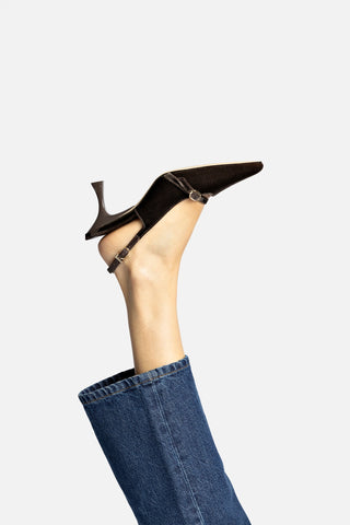 Ines Pump In Expresso Velvet Pump Larroudé