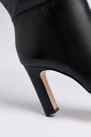 Cindy Wide Black Leather Boot Larroudé