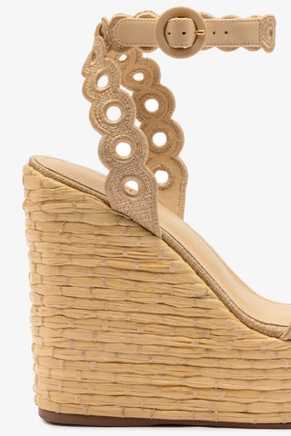 Florence Broderie Wedge In Beige Raffia