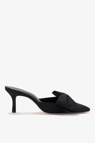 Mini Elle Pump In Black Fabric