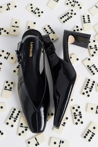 Katie Pump Black Patent Leather — Larroudé