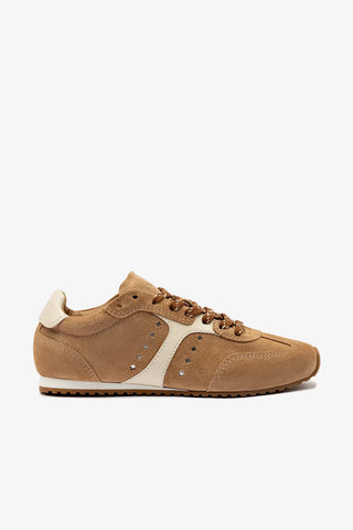 Stella Sneaker In Peanut Suede Sneaker Larroudé