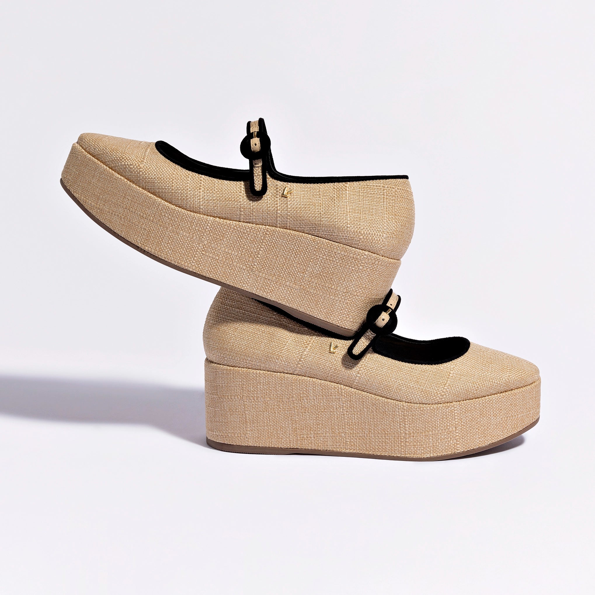 Blair Flatform In Beige Raffia