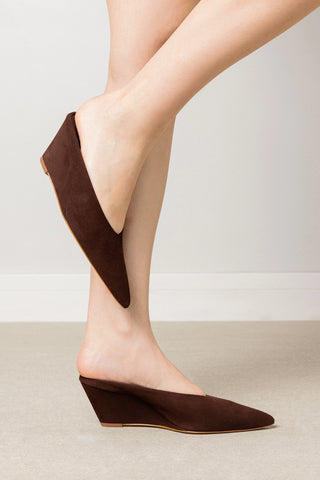 Loulou Mule Brown Suede Mule Larroudé