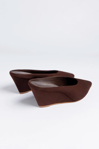 Loulou Mule Brown Suede Mule Larroudé