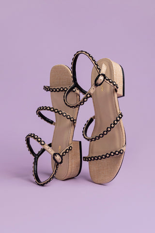 Milanina Flat Sandal In Beige Raffia