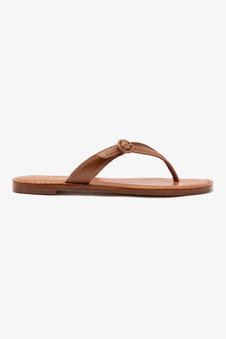 Mary Kate Flat Sandal In Caramel Leather