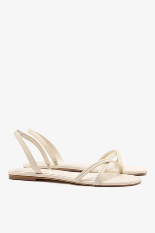 Annie Flat In Ivory Leather