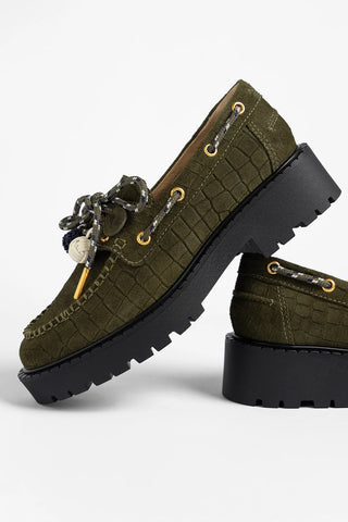 Cyprus Lugsole Loafer Olive Croco Suede Loafer Larroudé