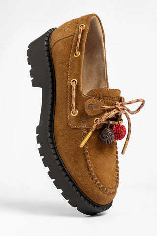 Cyprus Lugsole Loafer Russet Suede Loafer Larroudé