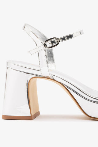 Bianca Low Sandal Silver Specchio Sandal Larroudé