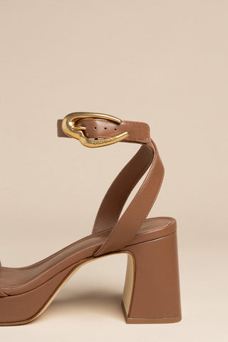 Dolly Verona Low Sandal In Caramel Leather