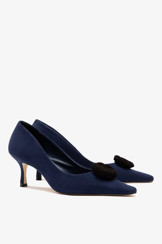 Carine Low Pump Indigo Leather — Larroudé