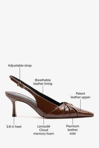 Kirstin Pump Oak Patent Leather Pump Larroudé