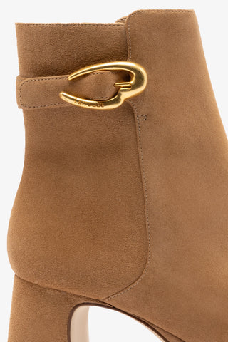 Dolly Verona Low Boot In Peanut Suede