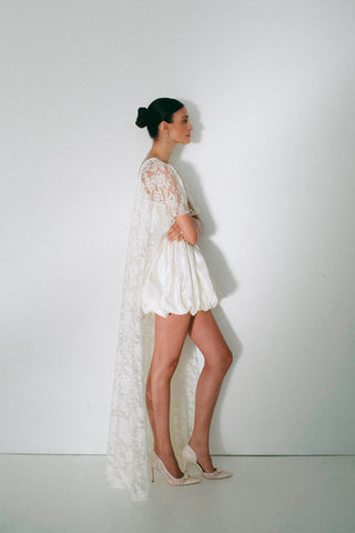 Larroudé x Markarian: D'Orsay Pump White Lace Pump Larroudé x Markarian