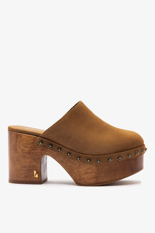 Miso Wooden Platform Clog In Peanut Suede Mule Larroudé