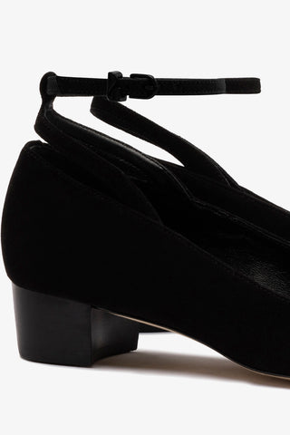 Larroudé x CPPXO Low Pump In Black Leather