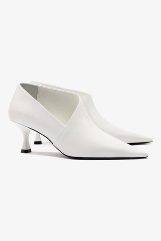 Larroudé by Nicolò B. Vittoria Pump In White Leather