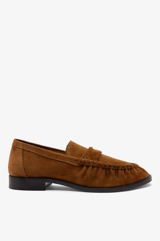 Suki Soft Loafer In Russet Suede