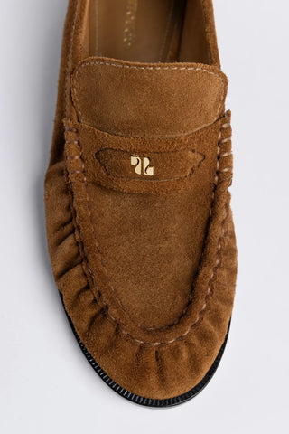 Suki Soft Loafer In Russet Suede Loafer Larroudé