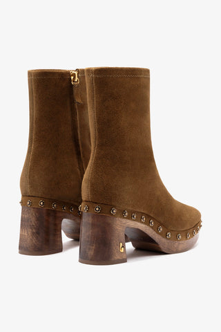 Dolly Low Wooden In Russet Suede Boot Larroudé