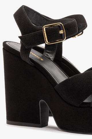Cher Sandal In Black Leather Sandal Larroudé