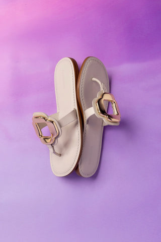 Margherita Thong Sandal in Ivory Leather and Gold Hardware Flat - Sandal Larroudé