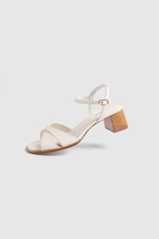 Roma Sandal Ivory Leather Sandal Larroudé
