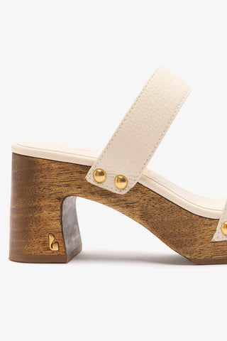 Larroudé x Kenneth Cole: Sandal Ivory Leather Sandal Larroudé x Kenneth Cole