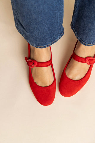 Verona Block Pump In Scarlet Suede