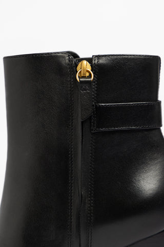 Alicia Low Boot Black Leather Boot Larroudé